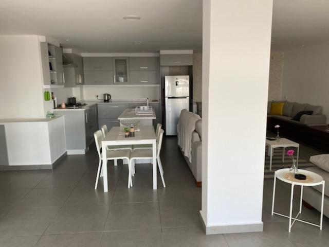 Golden Rays Chalet Madaba Luaran gambar